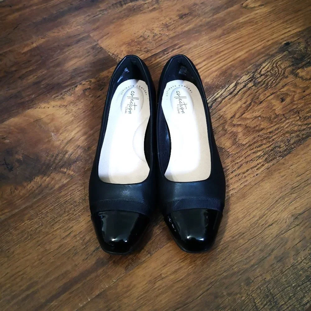 Clarks Juliet Monte Flat Size 9.5‎
